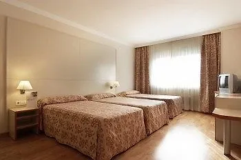 Hotel Urpí Sabadell 3*,